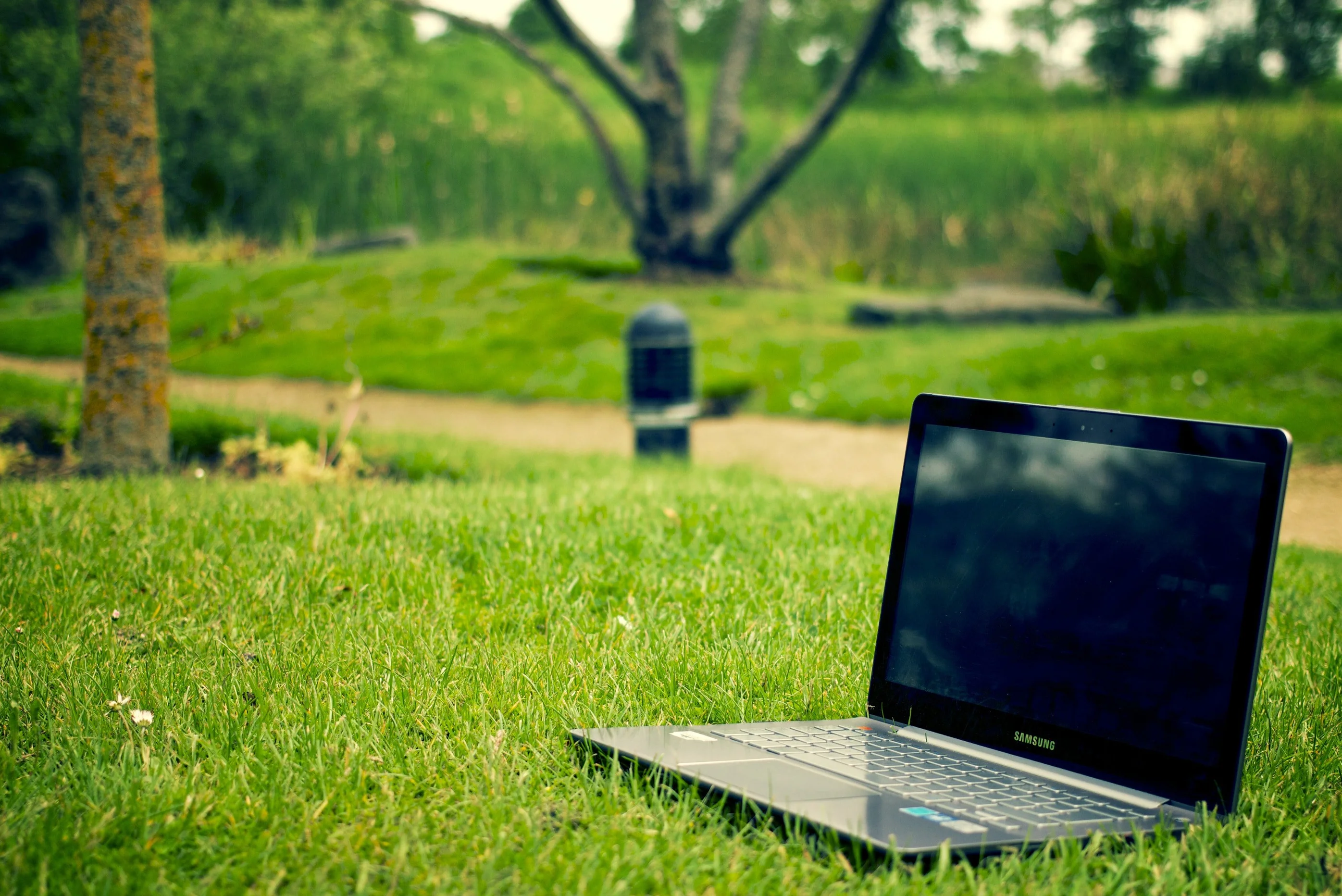 How to Avoid Doom-Scrolling When Life Feels Exhausting
