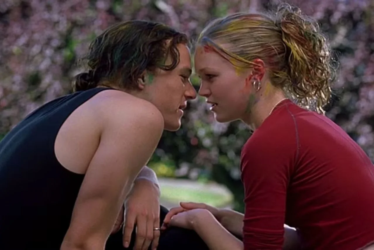 Julia Stiles Is Dedicating Her ‘DWTS’ Dance To Heath Ledger & The Internet Is Crying Already