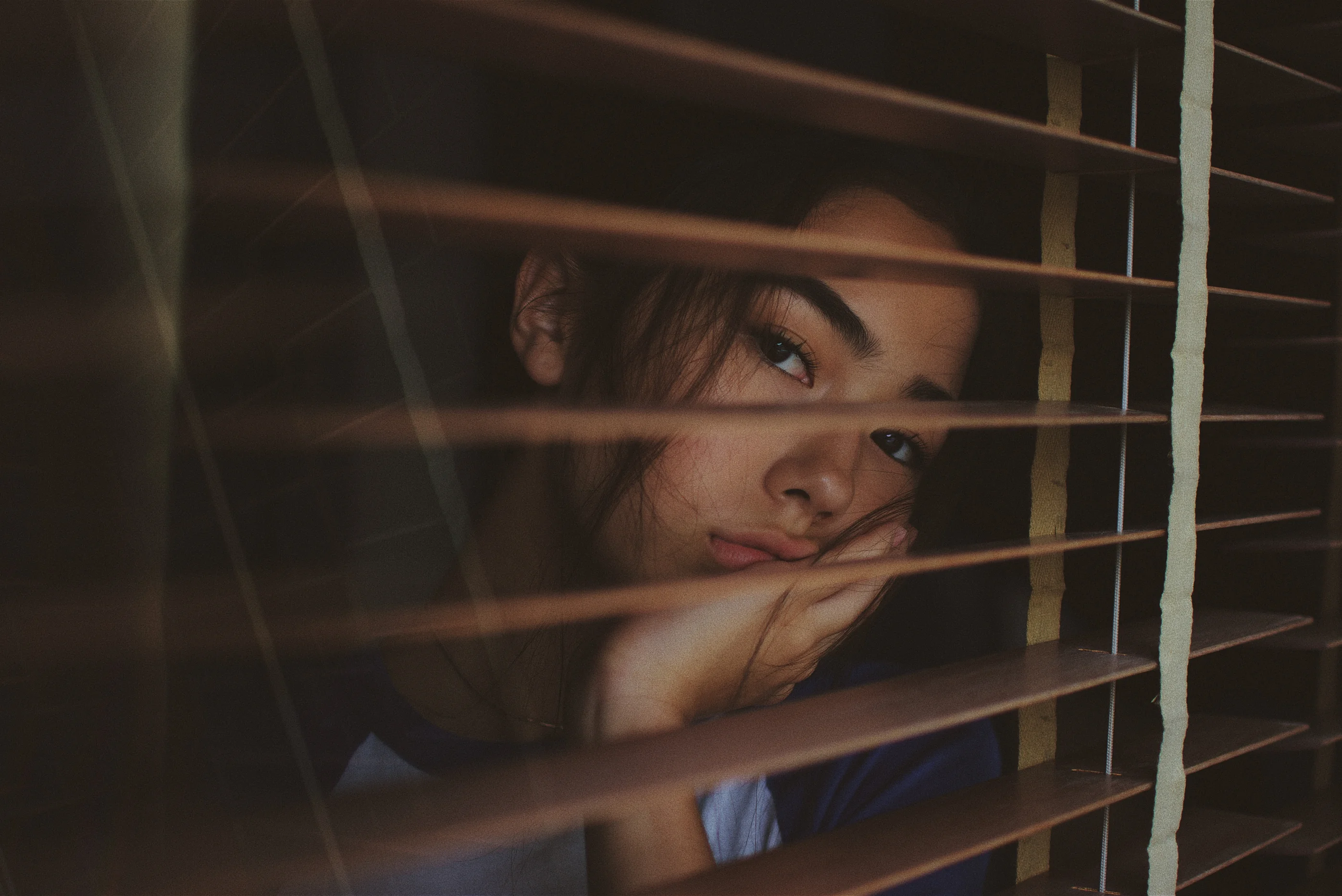 Sienna Spiro Has a Voice for Every Unspoken Expectation
