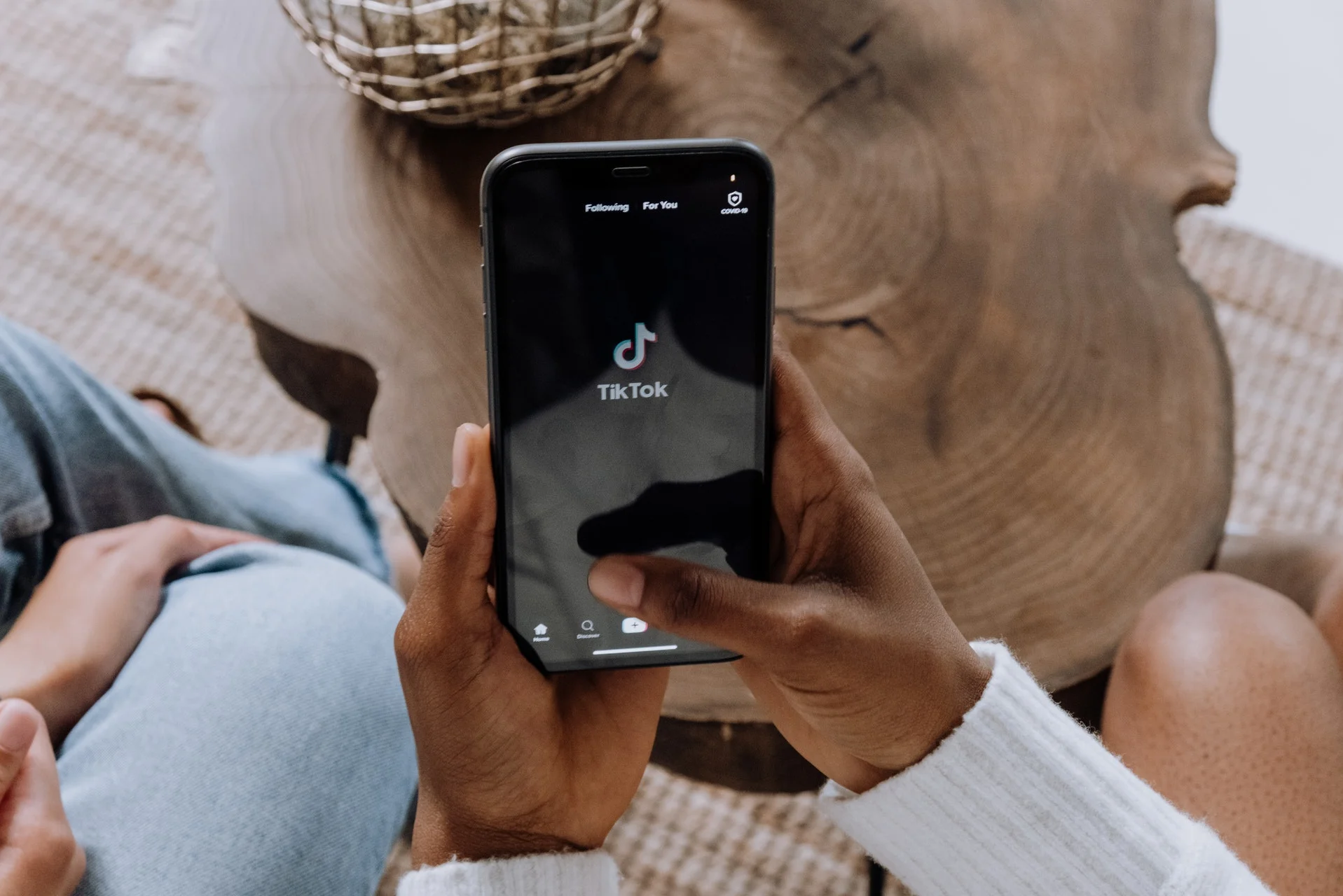 TikTok foi às urnas: como os jovens consomem política nas redes?