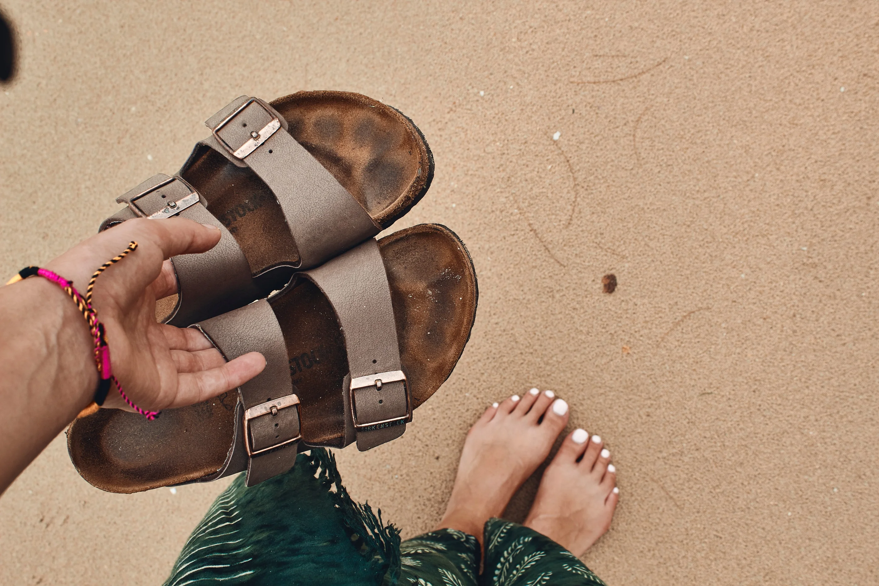 THE AMERICAN FLIP FLOP EPIDEMIC